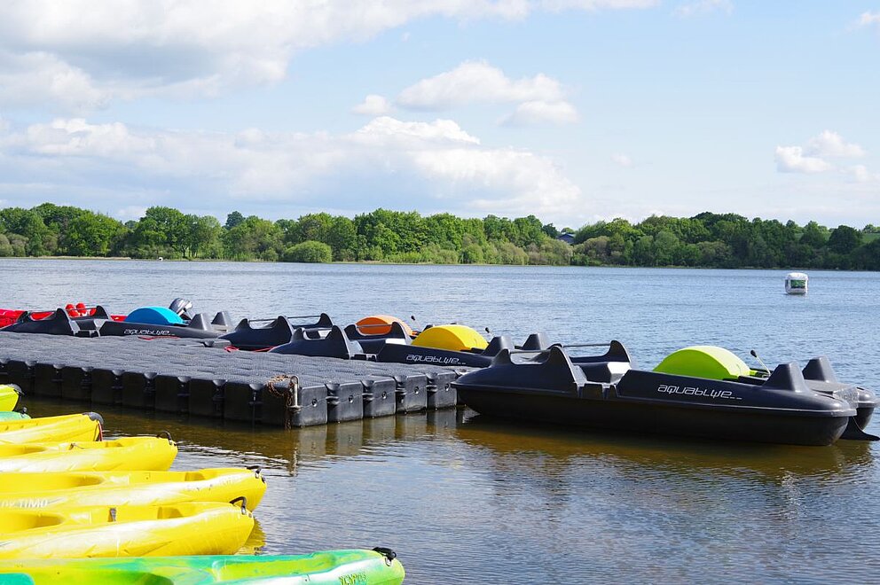 Le Lac de Vioreau Pedalos et canoë-kayak sur le Lac de Vioreau