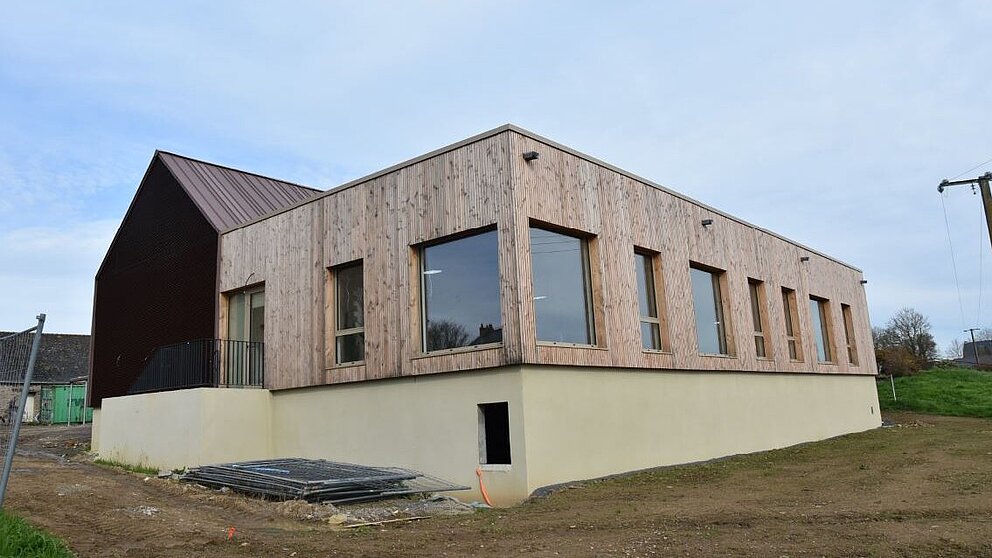 Restaurant scolaire de Pouillé-Les-Côteaux et de La Roche-Blanche Restaurant scolaire de Pouillé-Les-Côteaux et de La Roche-Blanche