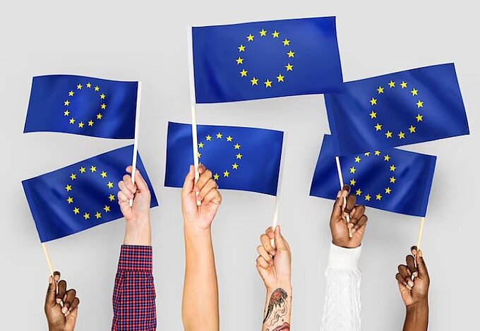 Financements européens Drapeaux européens