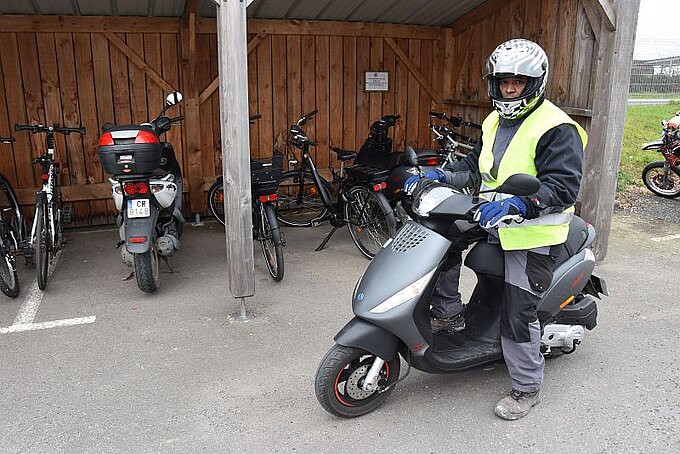 Louez un véhicule pas cher avec le réseau mobilité Scooter du réseau mobilité