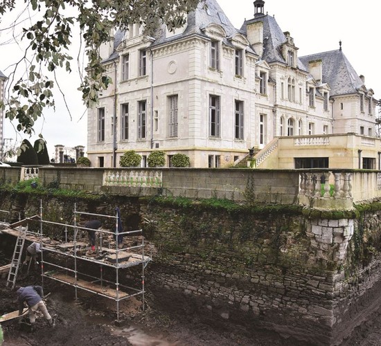 Les douves du Château de Vair à Vair-sur-Loire