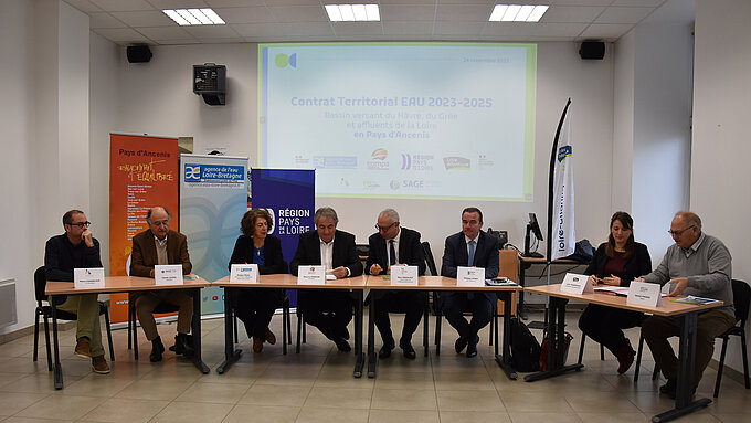 Signature du contrat territorial Eau du bassin versant Hâvre, Grée et affluents de la Loire 2023-2025 Signature du contrat territorial Eau du bassin versant Hâvre, Grée et affluents de la Loire 2023-2025