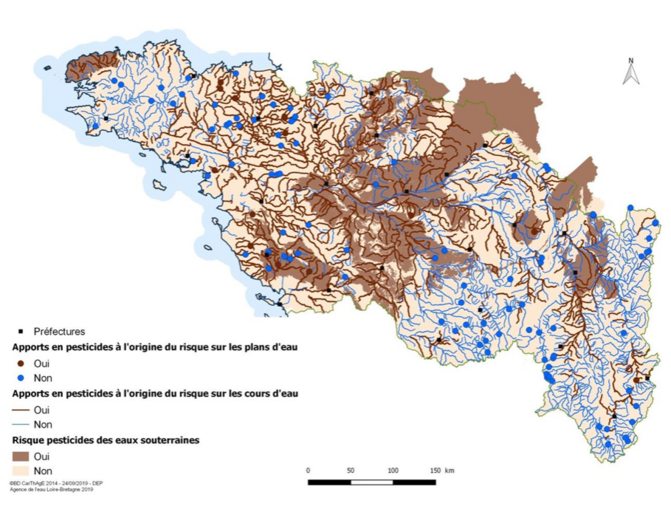 Carte des apports en pesticides à l'origine du risque sur la plans d'eau et les cours d'eau et risques en pesticides des eaux souterraines